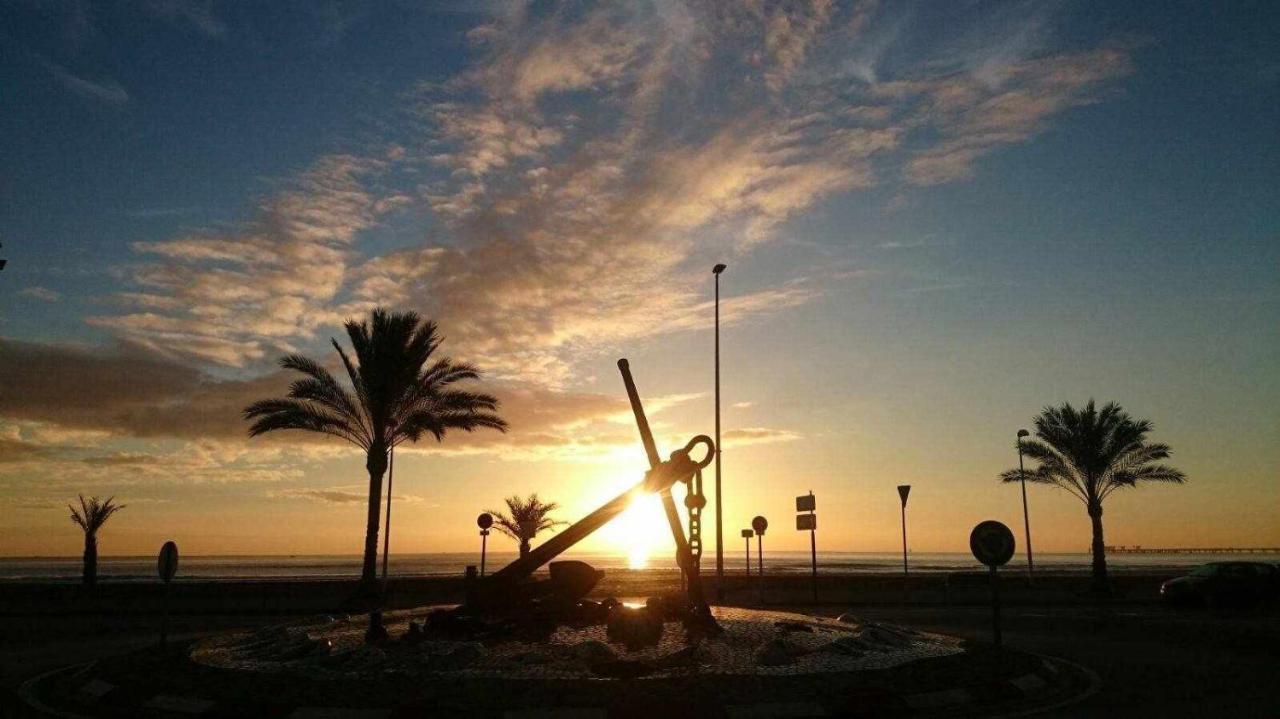 Mediterrania Marina Puerto de Sagunto Bagian luar foto